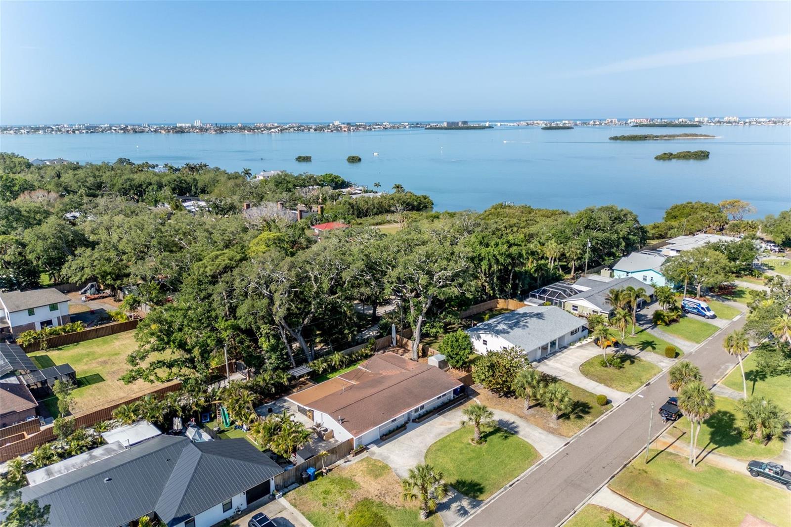 VILLA PARK ESTATES - Residential
