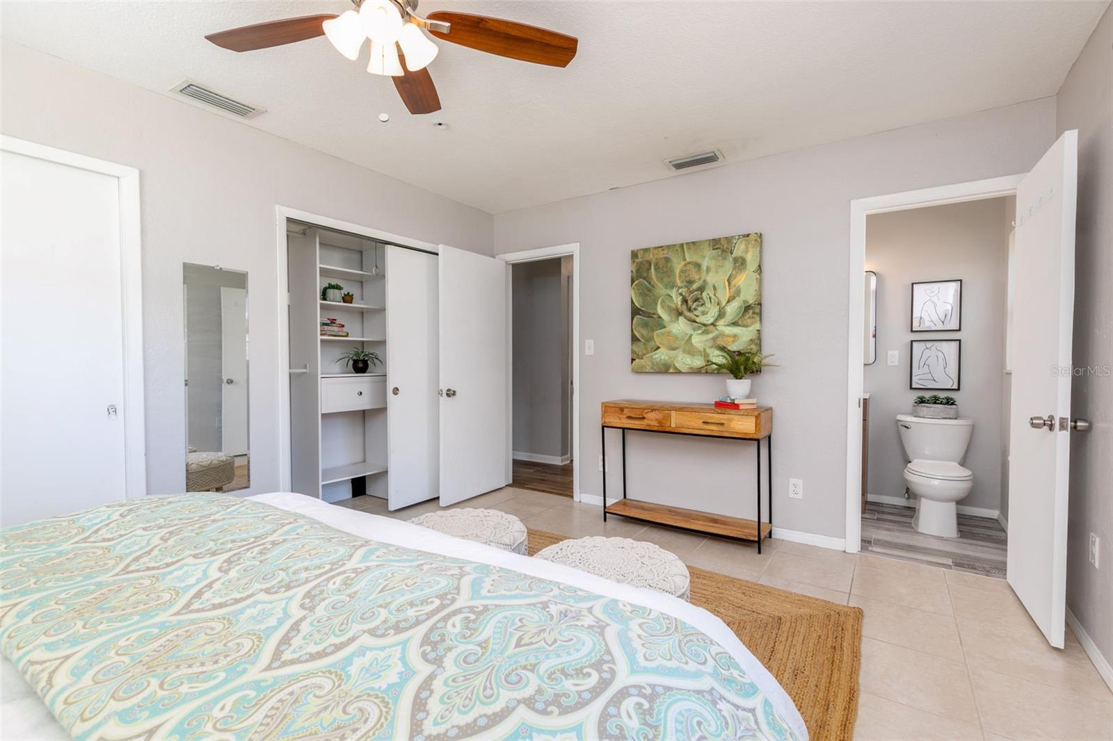VILLA PARK ESTATES - Residential