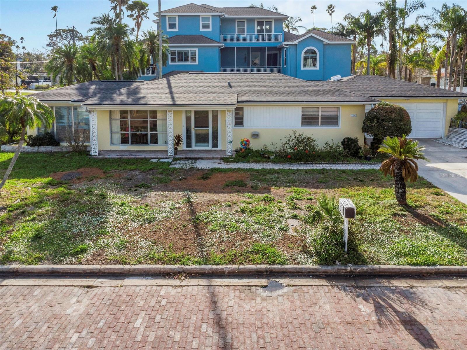 100 BUENA VISTA DRIVE S