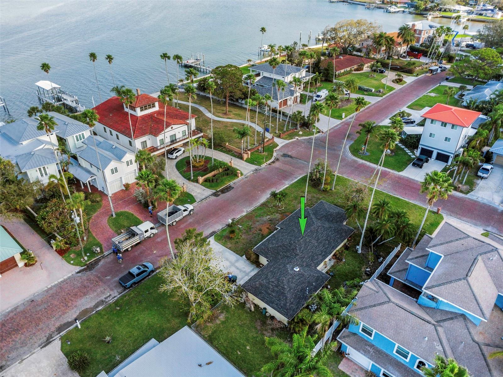 100 BUENA VISTA DRIVE S