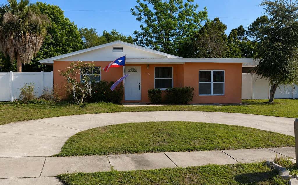Photo of 7507 W Caracas Street, Tampa, FL 33615 (MLS # TB8531465)