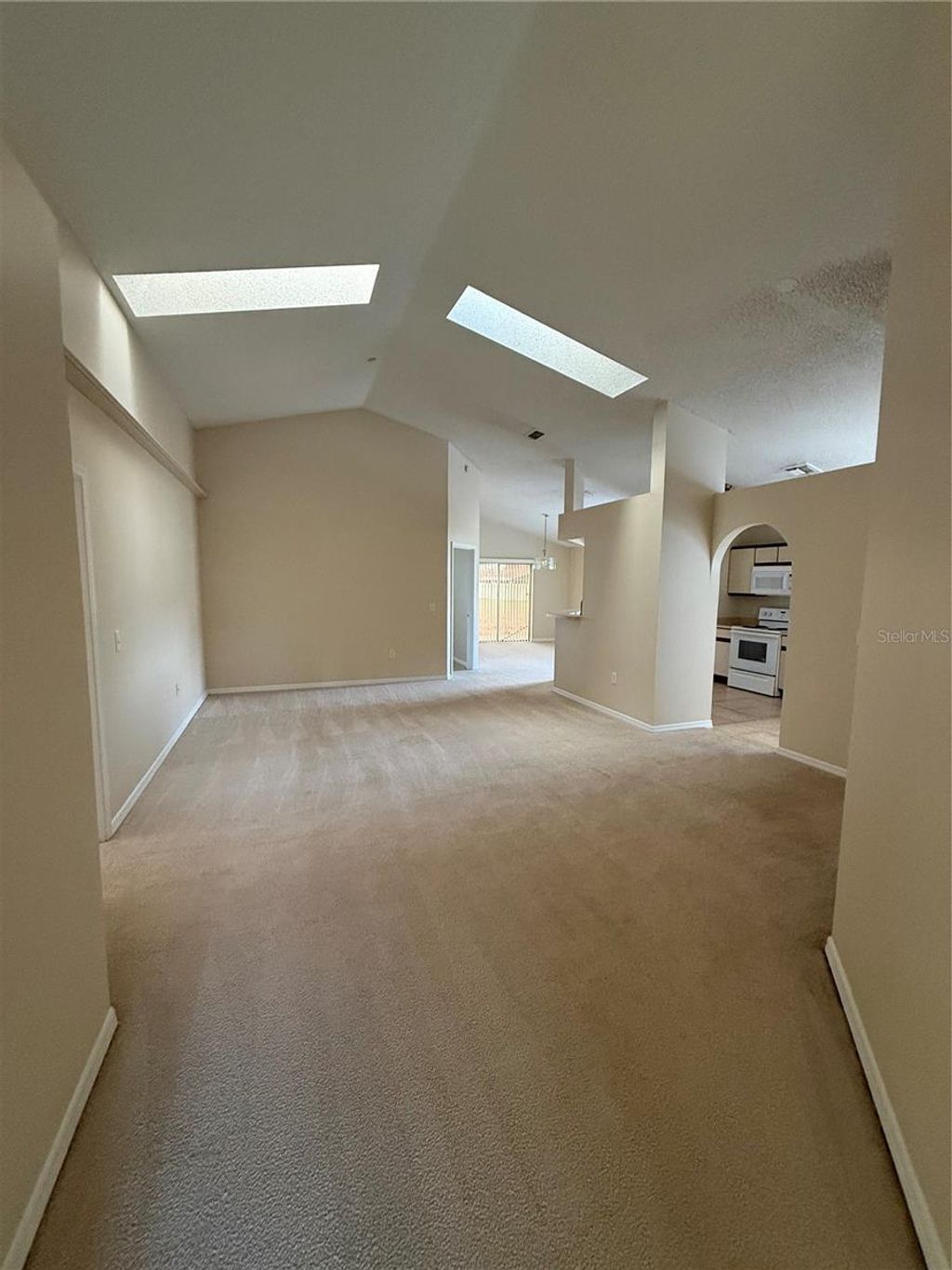 Photo of 1020 Derbyshire Drive, Kissimmee, FL 34758 (MLS # O6384898)