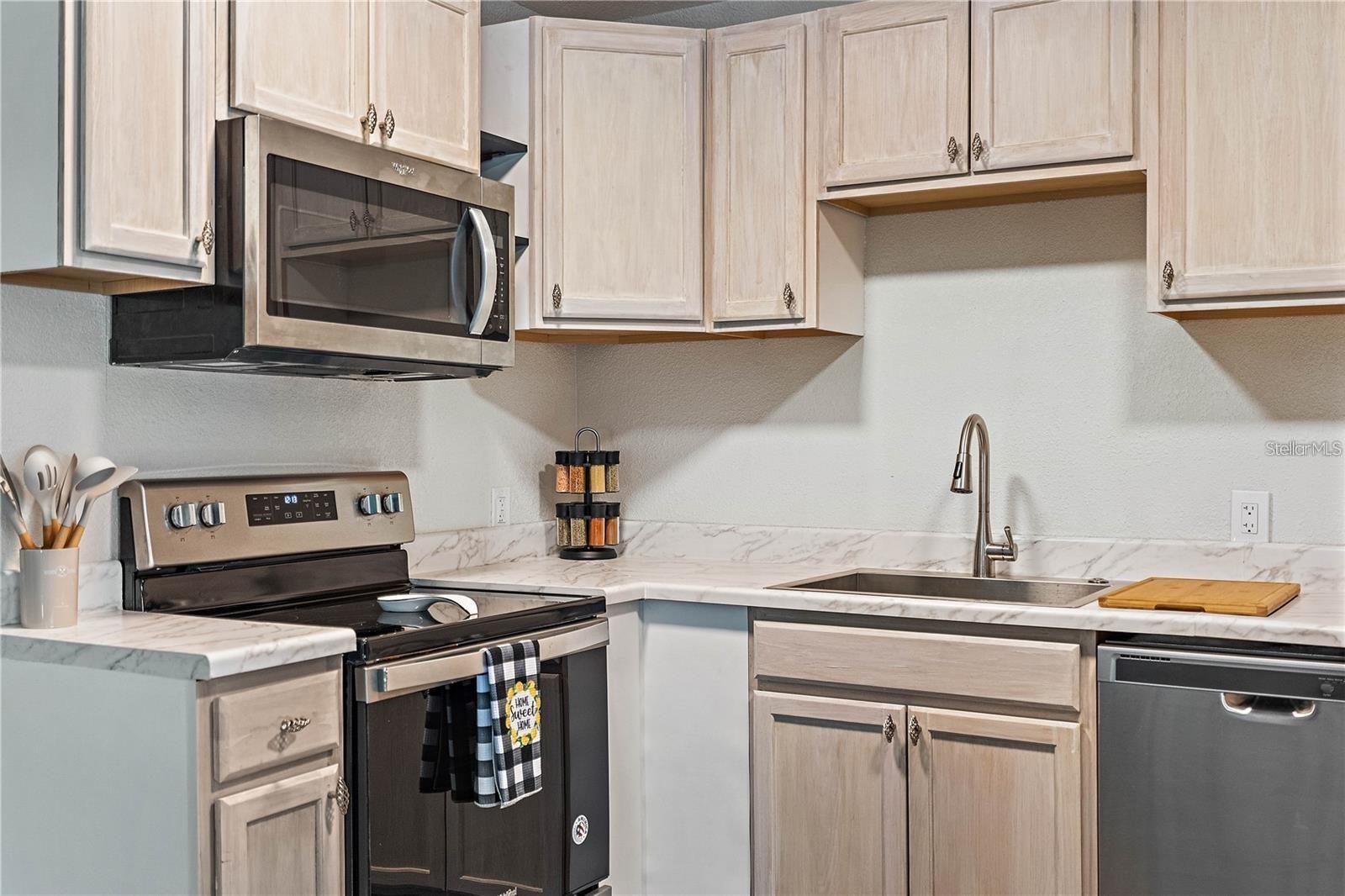 PINELLAS PARK - Residential Lease