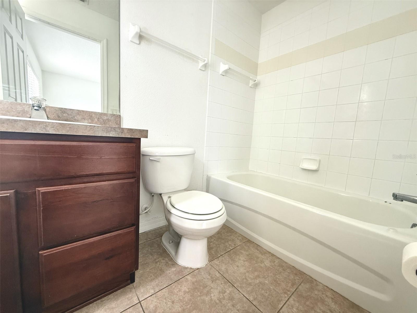 LAKE BRANDON PRCL 113 - Residential Lease
