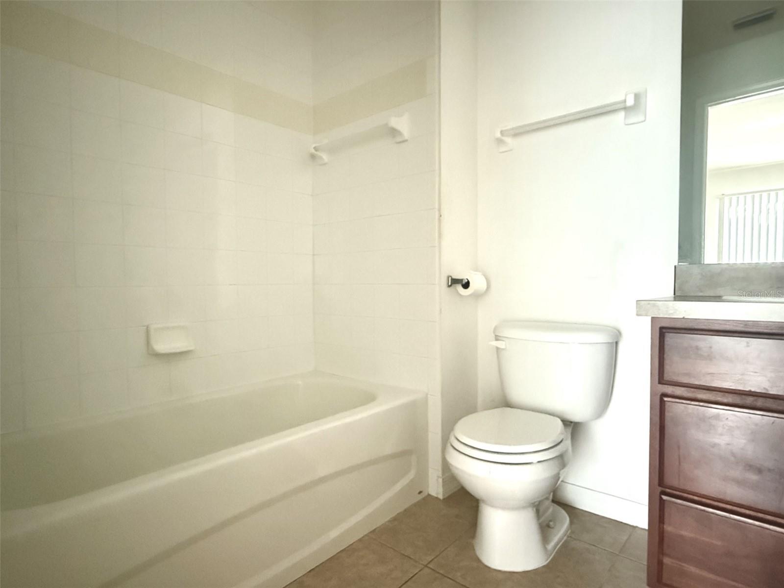 LAKE BRANDON PRCL 113 - Residential Lease