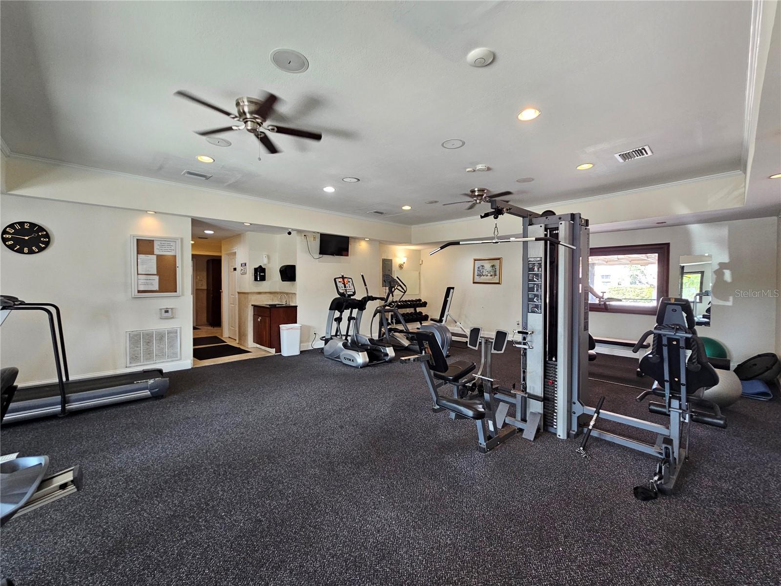 ITOPIA PRIVATE RESIDENCES CONDO - Residential