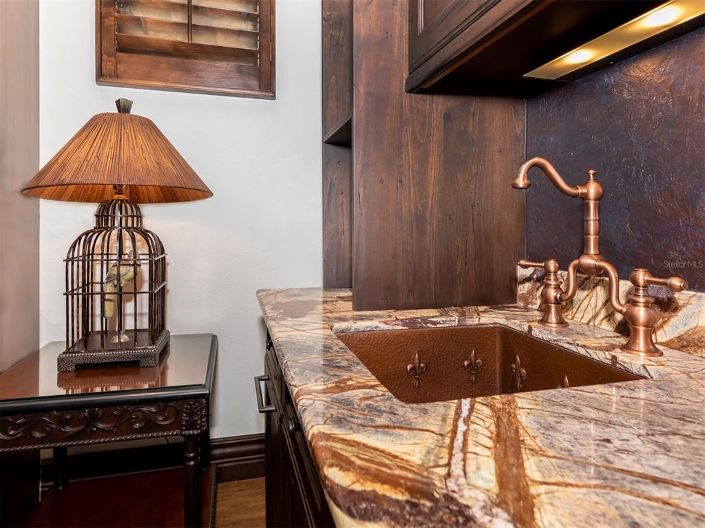 BLACKBURN RIDGE - Residential