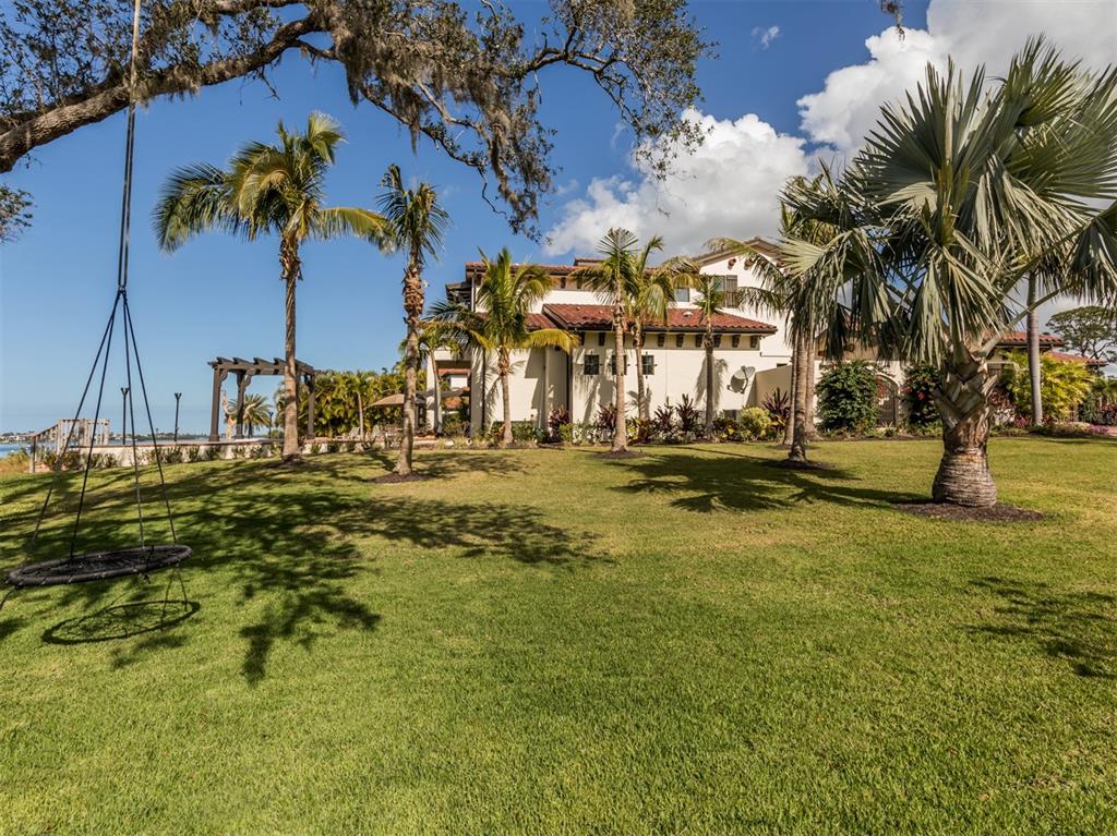 BLACKBURN RIDGE - Residential