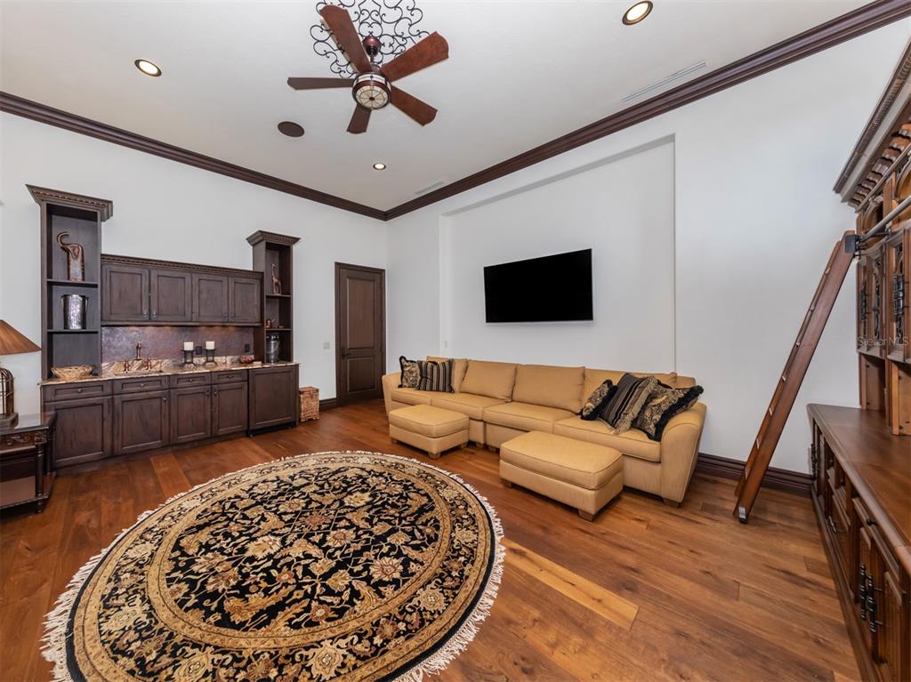 BLACKBURN RIDGE - Residential