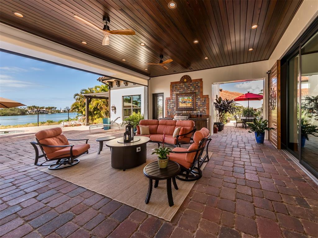 BLACKBURN RIDGE - Residential