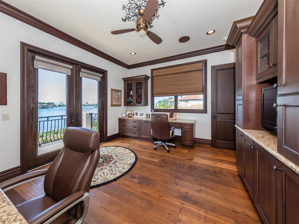 BLACKBURN RIDGE - Residential