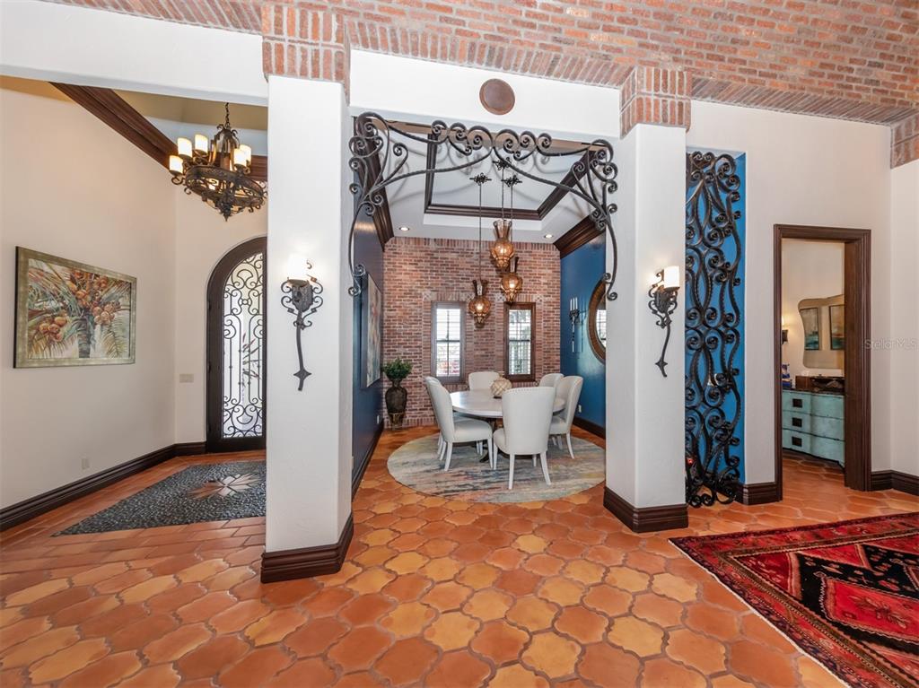 BLACKBURN RIDGE - Residential