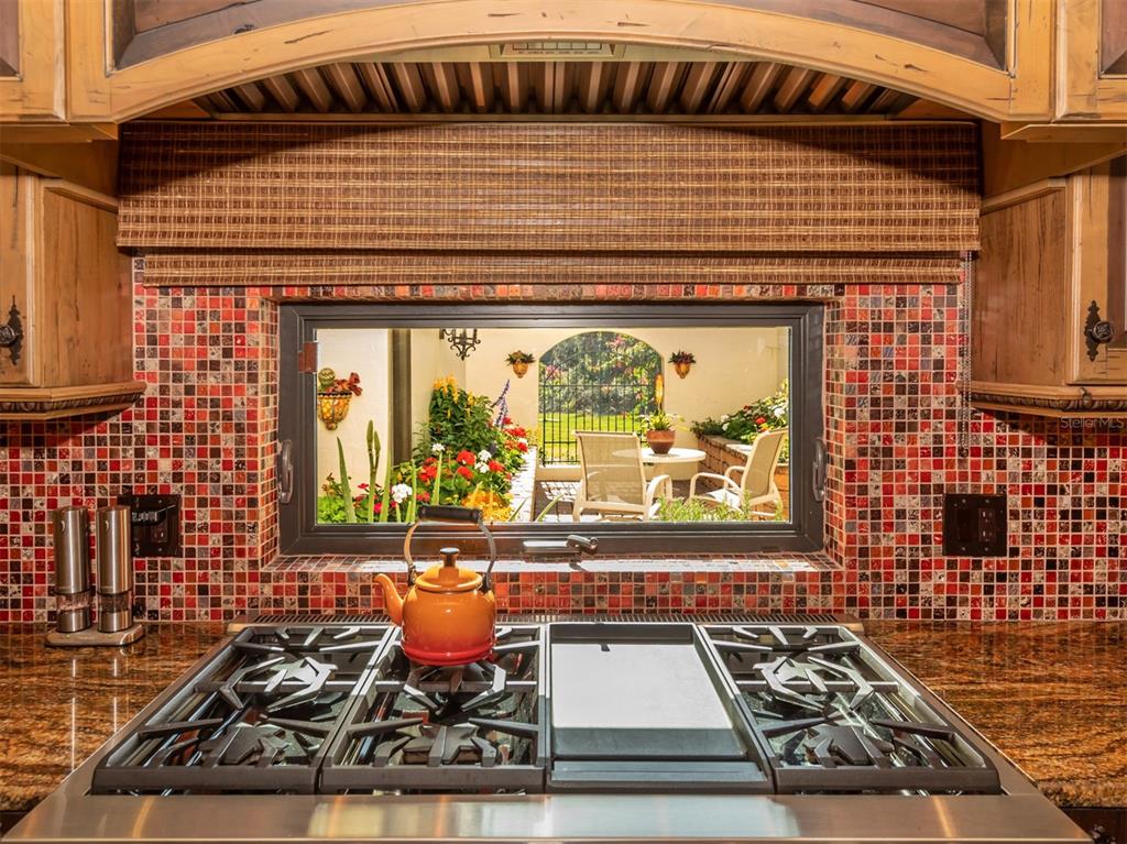 BLACKBURN RIDGE - Residential