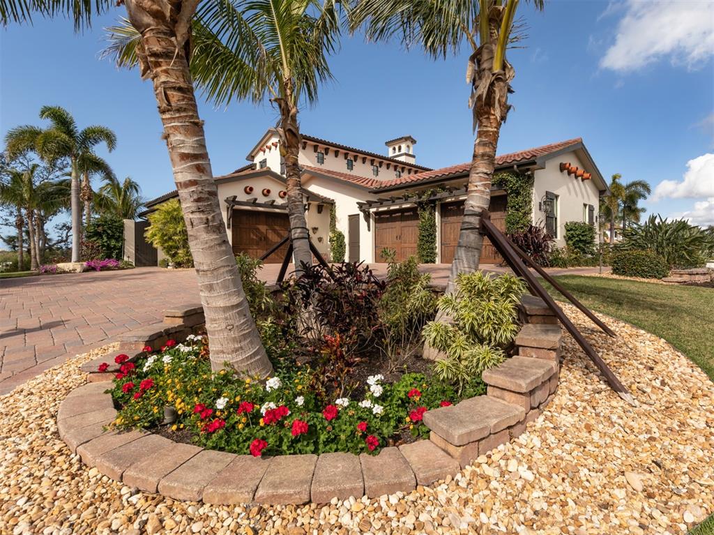 BLACKBURN RIDGE - Residential