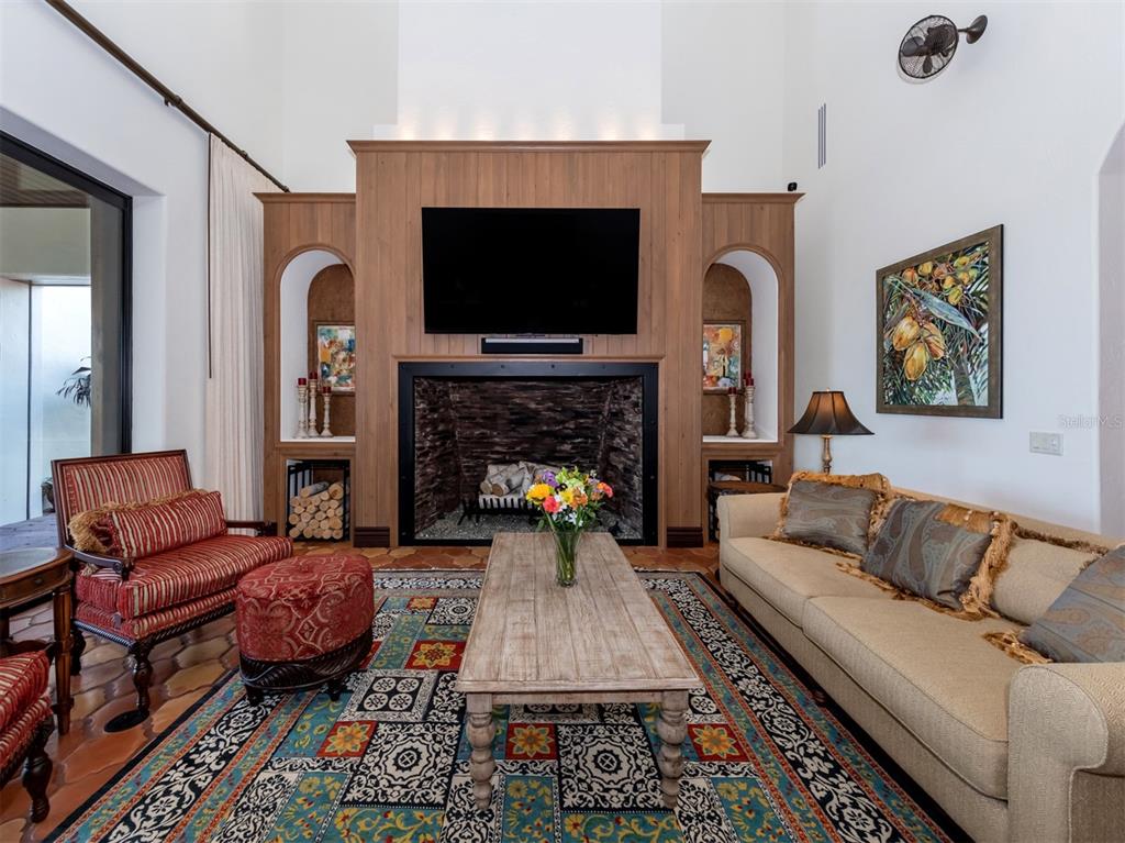 BLACKBURN RIDGE - Residential