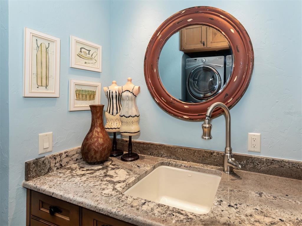 BLACKBURN RIDGE - Residential