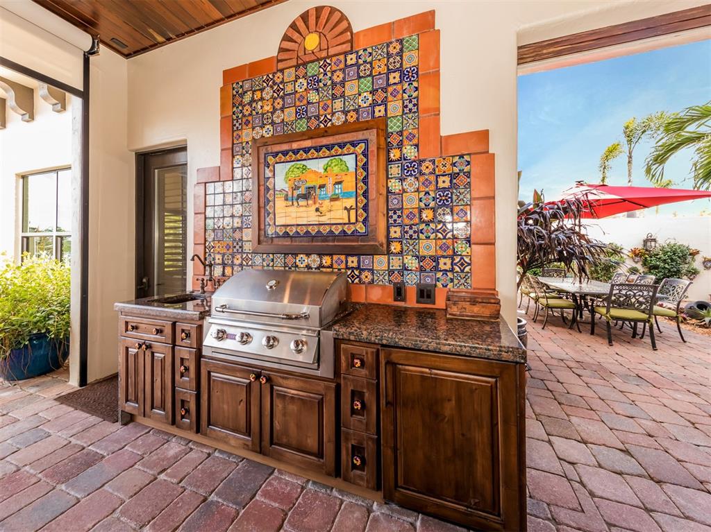 BLACKBURN RIDGE - Residential