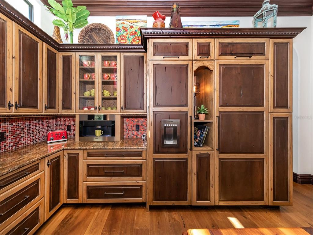 BLACKBURN RIDGE - Residential