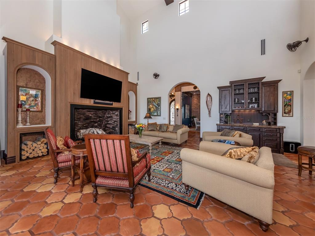 BLACKBURN RIDGE - Residential