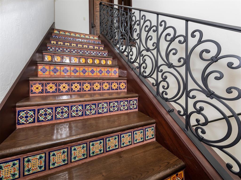 BLACKBURN RIDGE - Residential