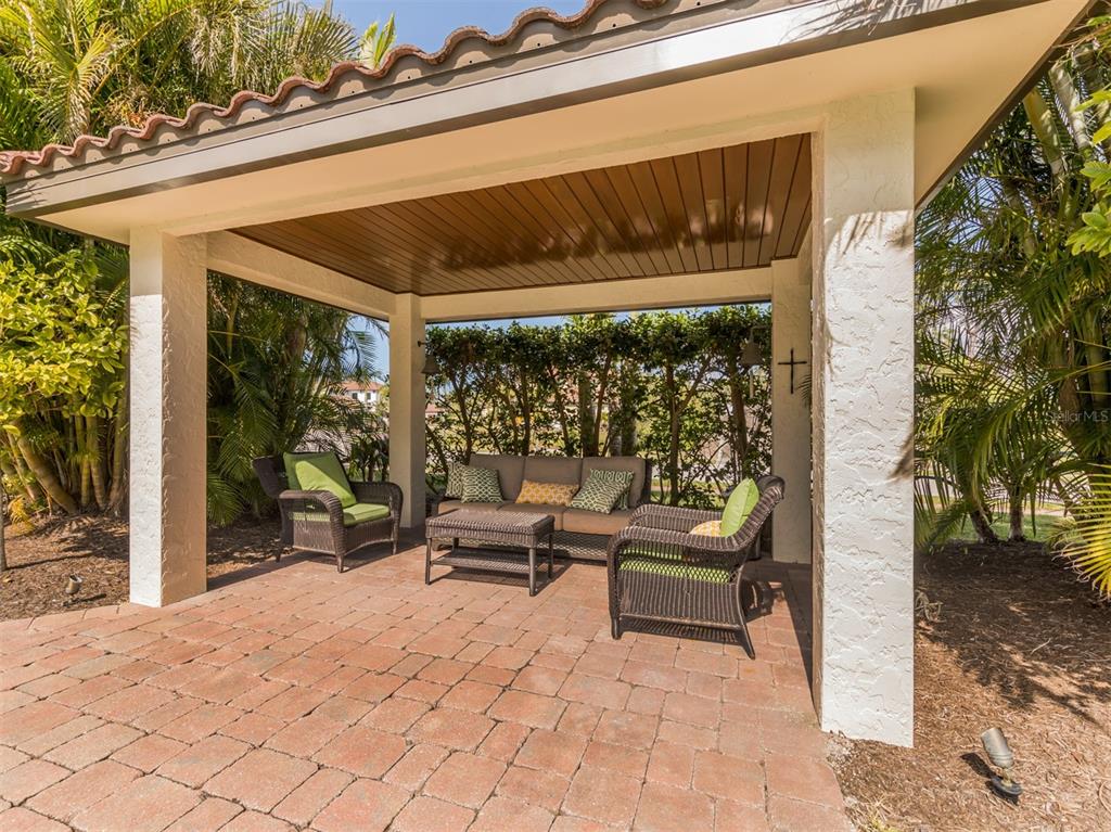 BLACKBURN RIDGE - Residential