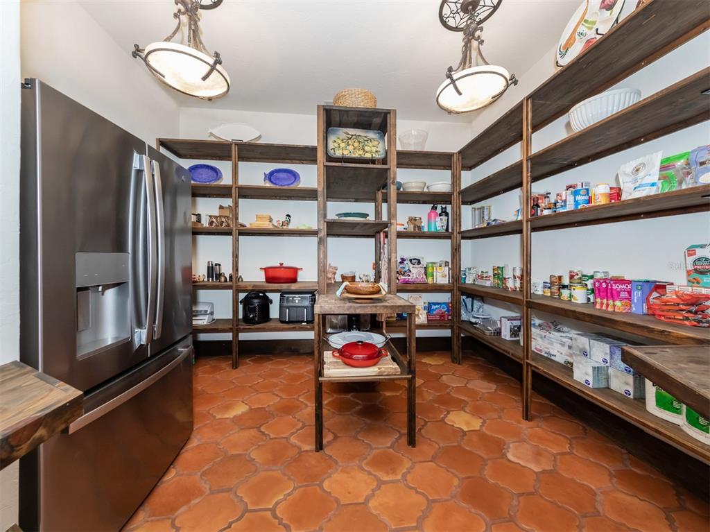 BLACKBURN RIDGE - Residential