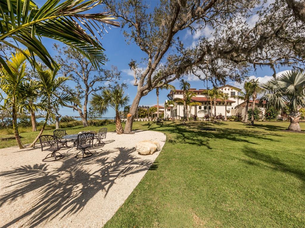 BLACKBURN RIDGE - Residential