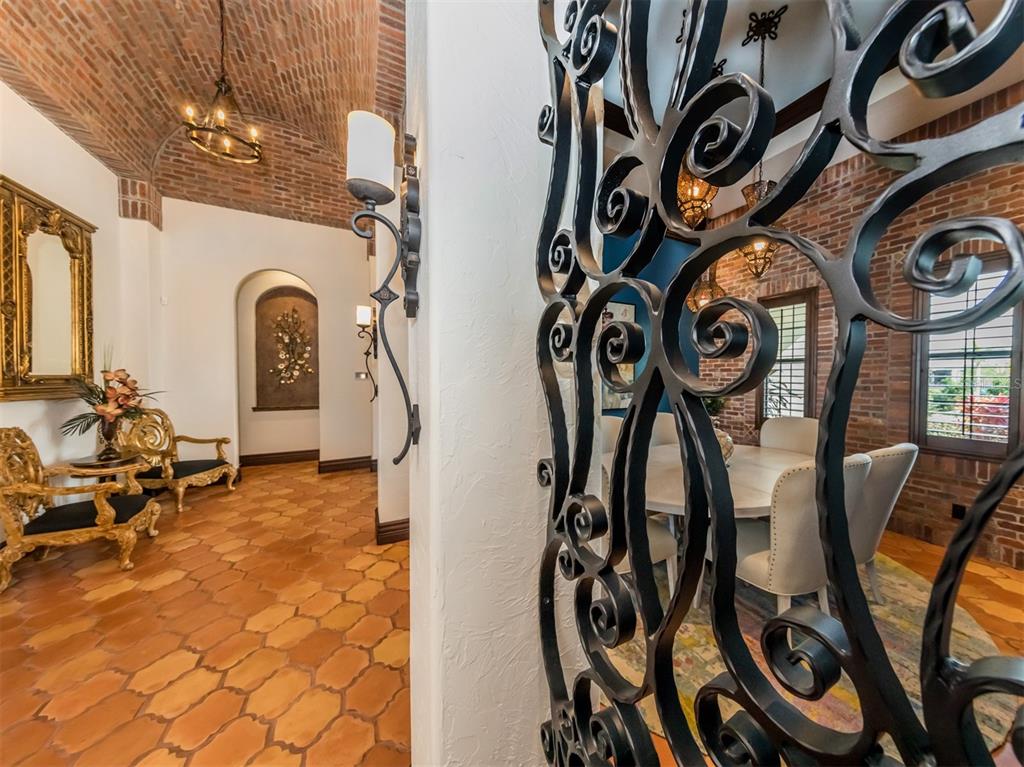 BLACKBURN RIDGE - Residential