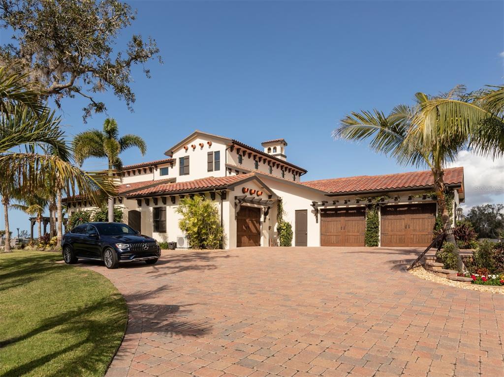 BLACKBURN RIDGE - Residential