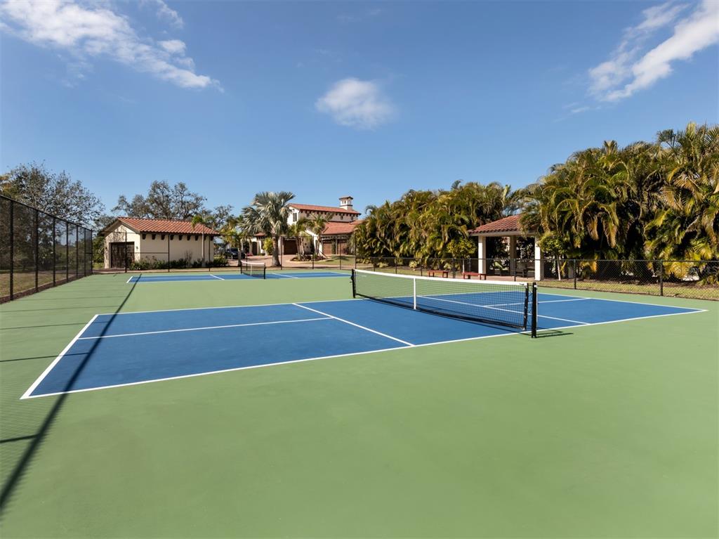 BLACKBURN RIDGE - Residential