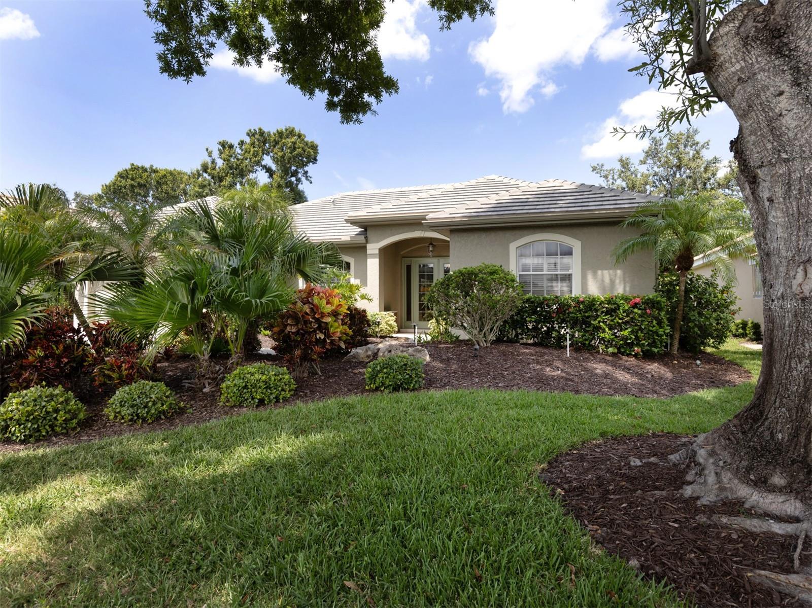 129 WAYFOREST DRIVE