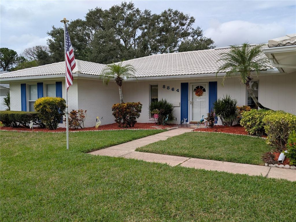 Photo of 8864 15th Way N, St Petersburg, FL 33702 (MLS # A4668644)
