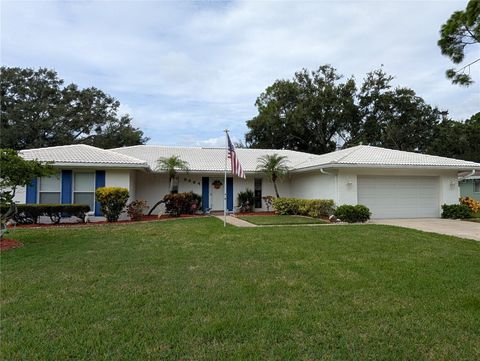 Photo of 8864 15th Way N, St Petersburg, FL 33702 (MLS # A4668644) Photo of 8864 15th Way N, St Petersburg, FL 33702 (MLS # A4668644)