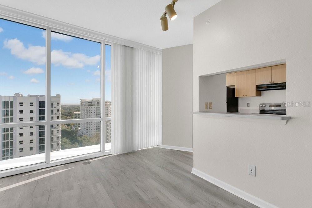 WAVERLY/LK EOLA - Residential