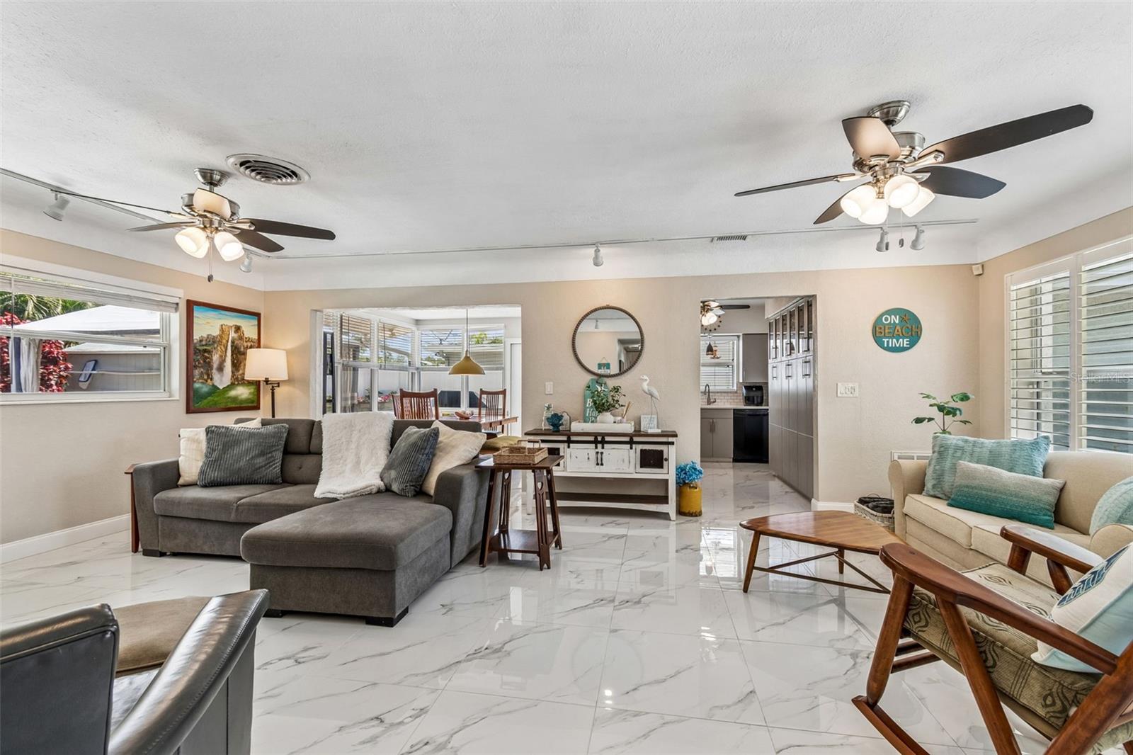 EAGLE MANOR 1ST ADD - Residential