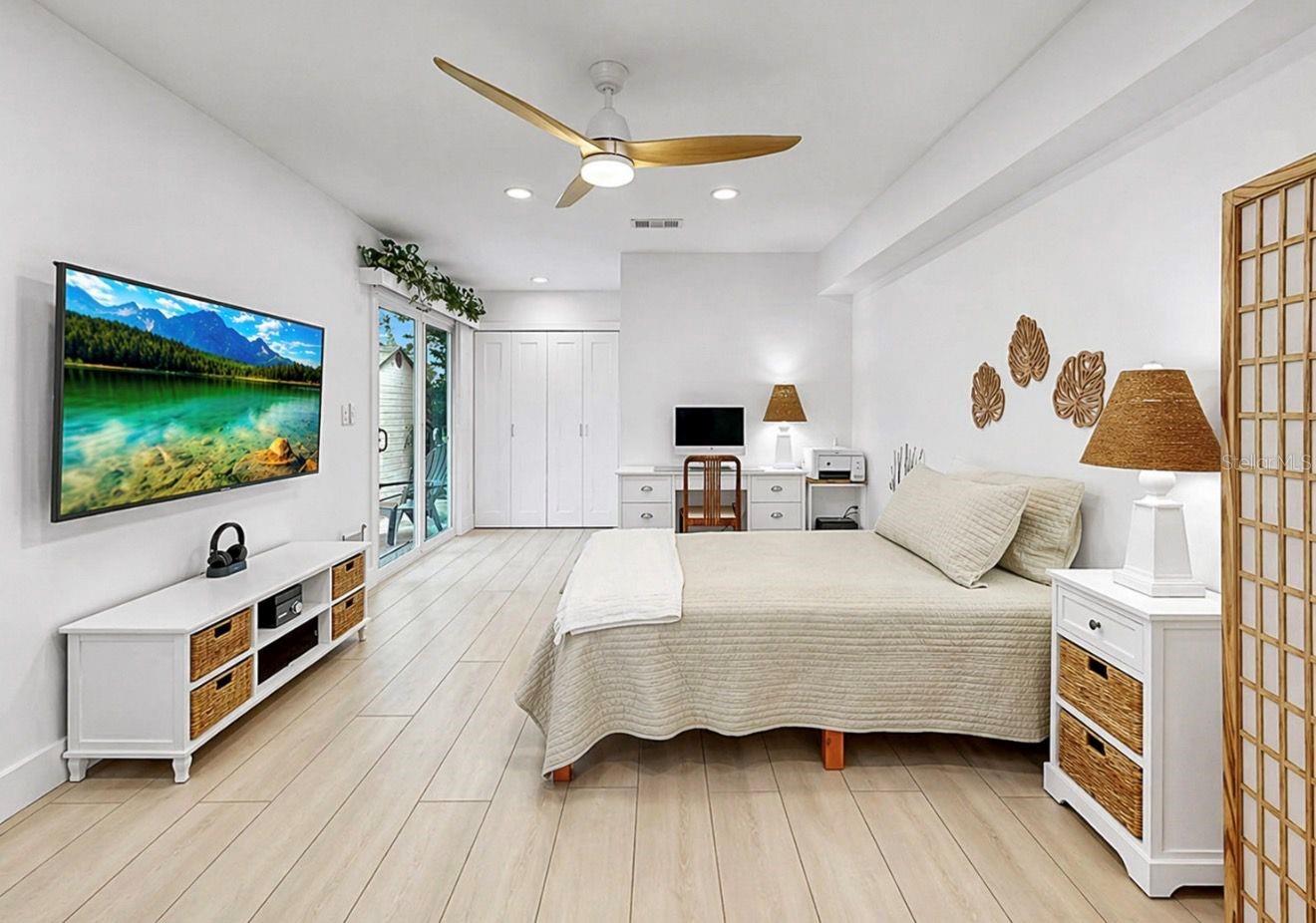 GLENBROOKE - Residential