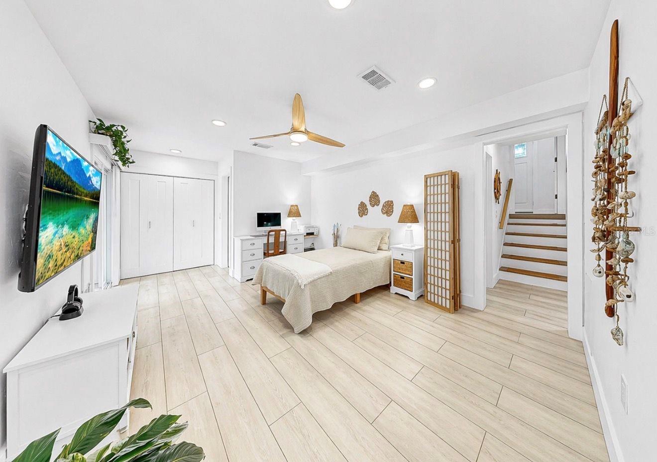 GLENBROOKE - Residential