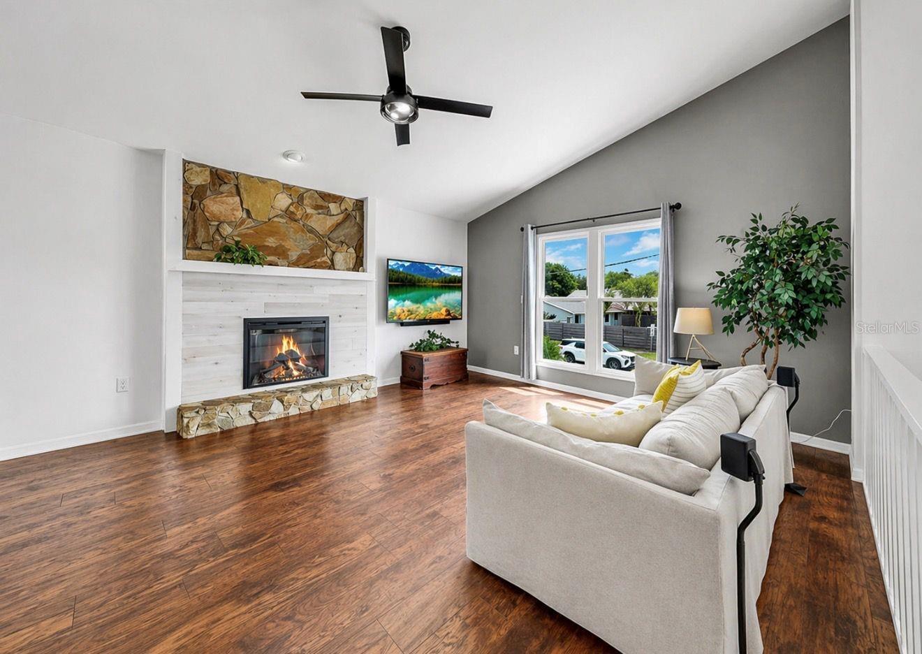 GLENBROOKE - Residential