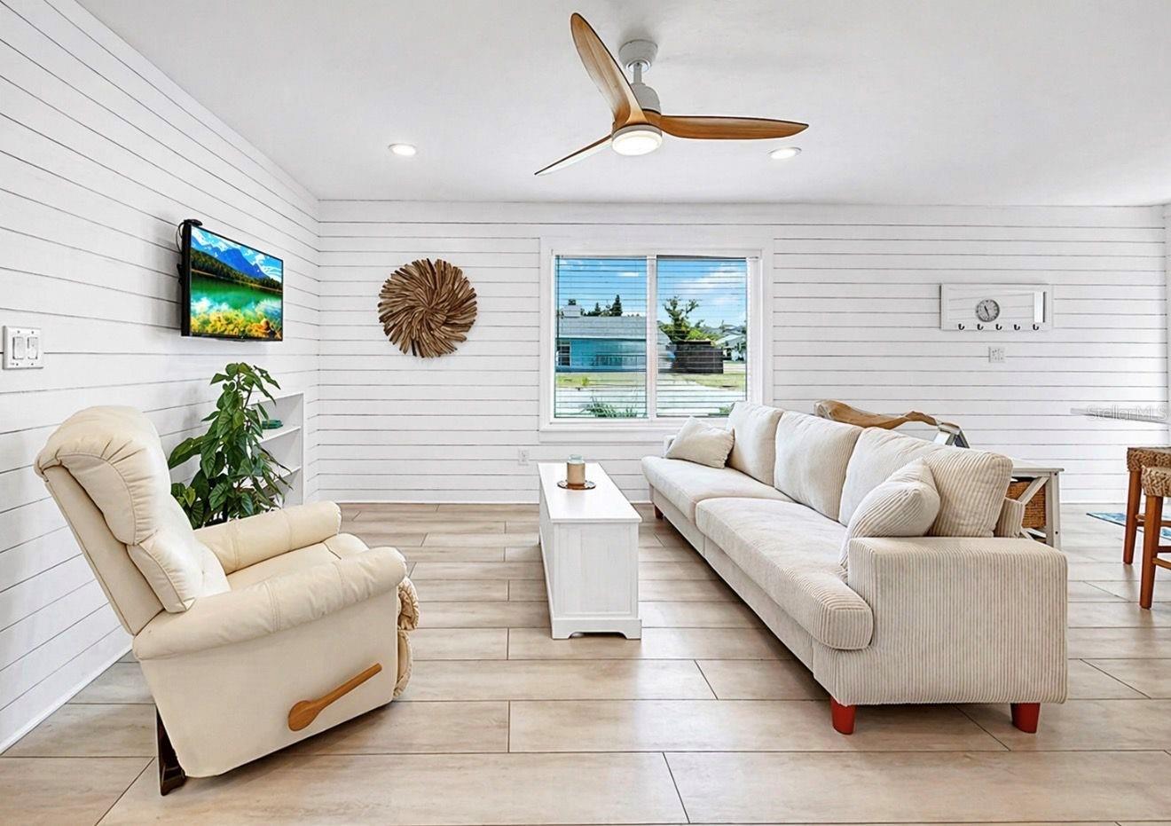 GLENBROOKE - Residential