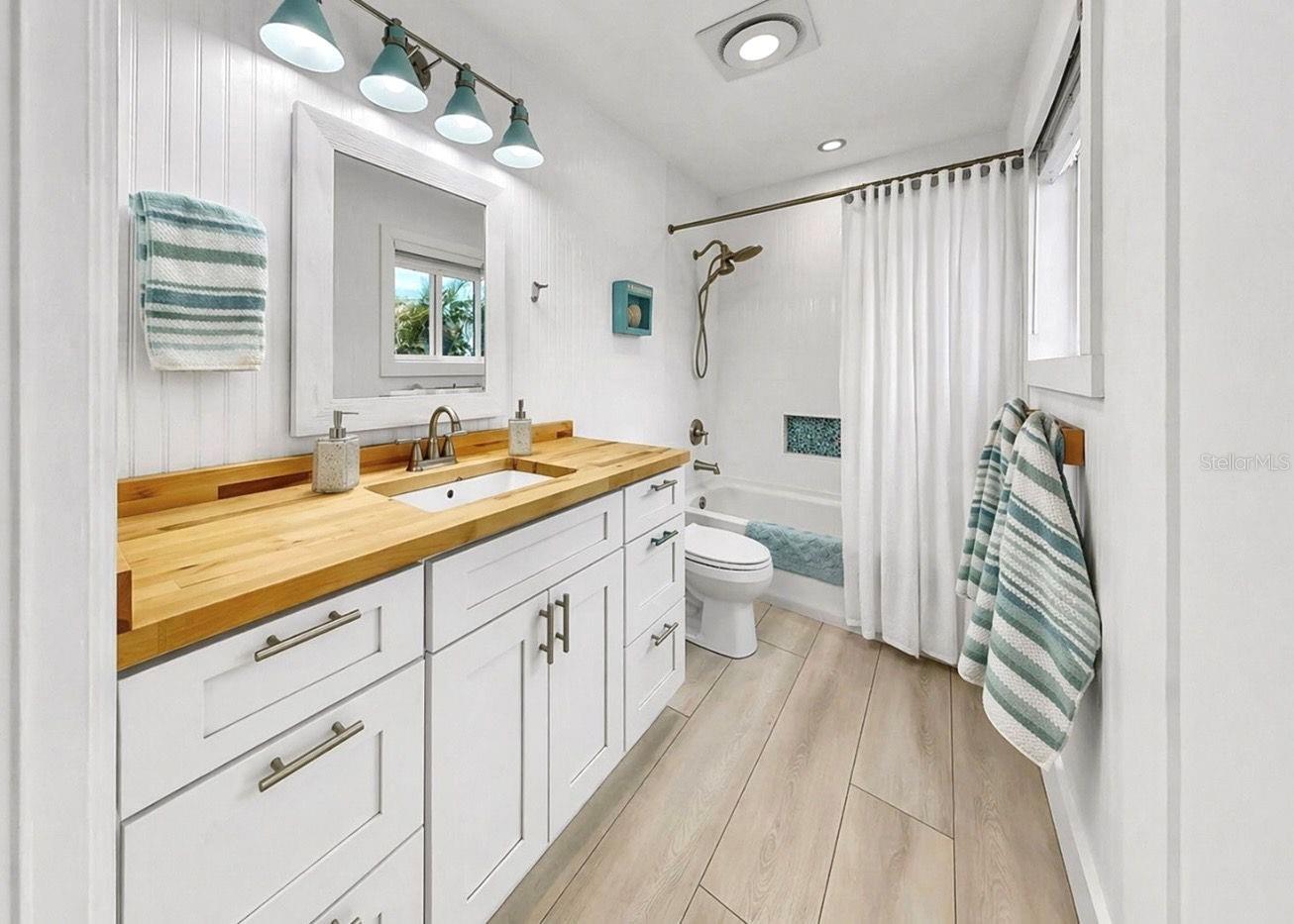 GLENBROOKE - Residential