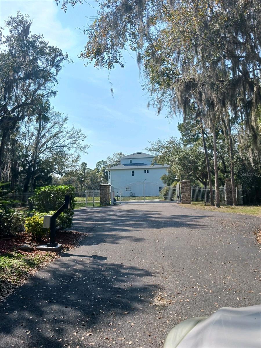 TREASURE COVE - Land