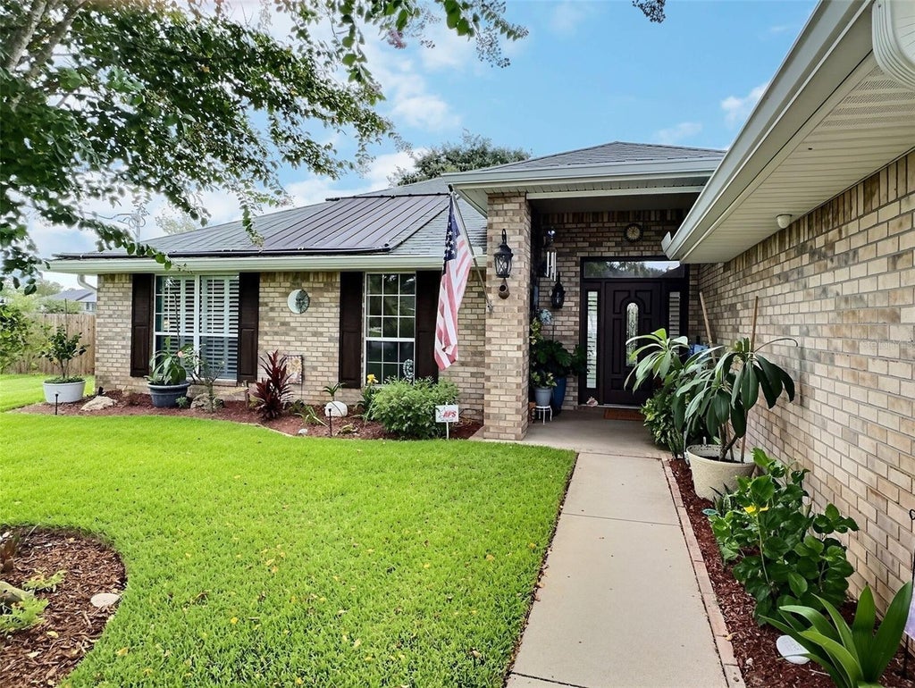 Photo of 28 Fielding Lane, Palm Coast, FL 32137 (MLS # FC320181)
