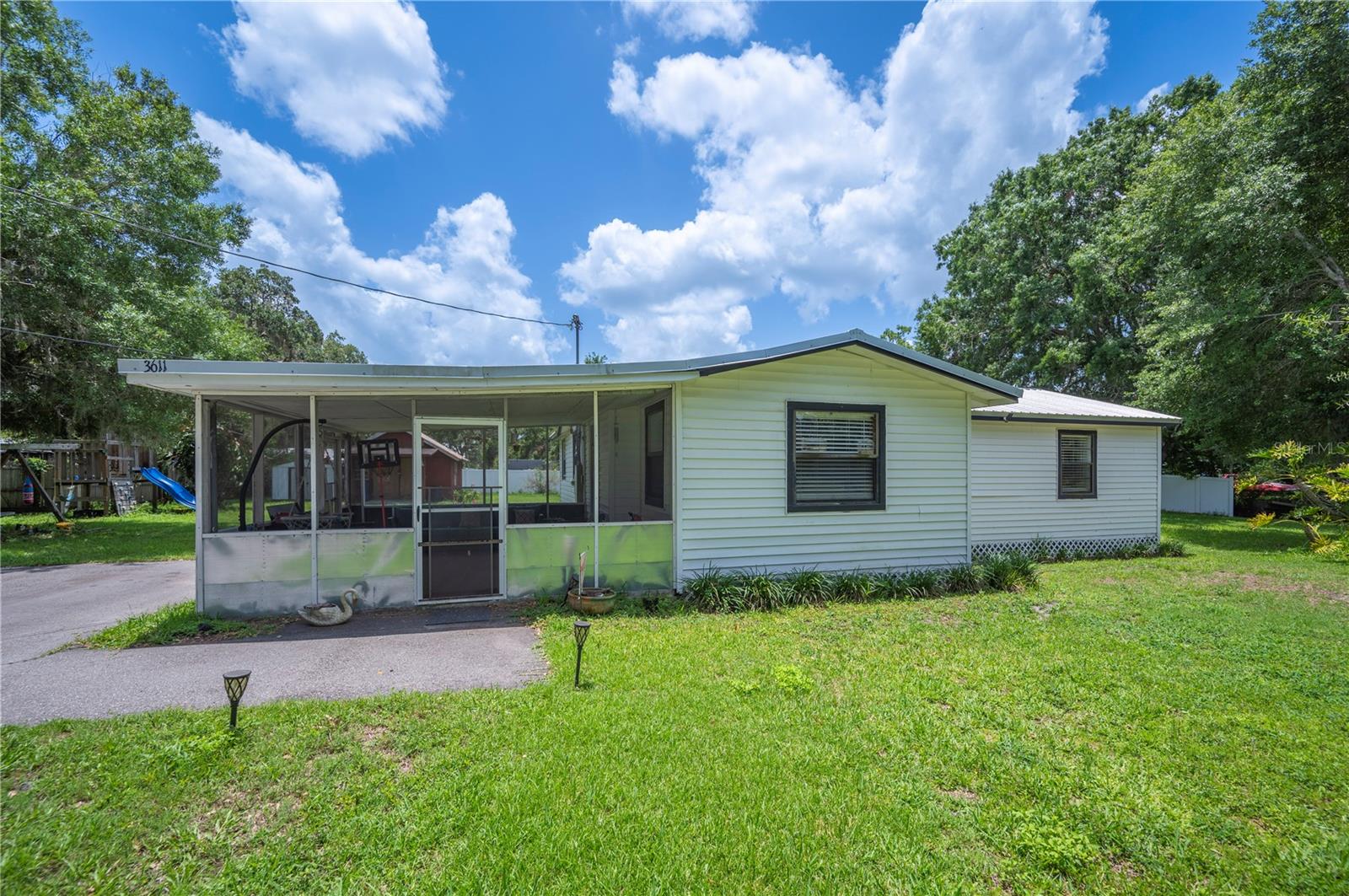 3611 MAXWELL ROAD