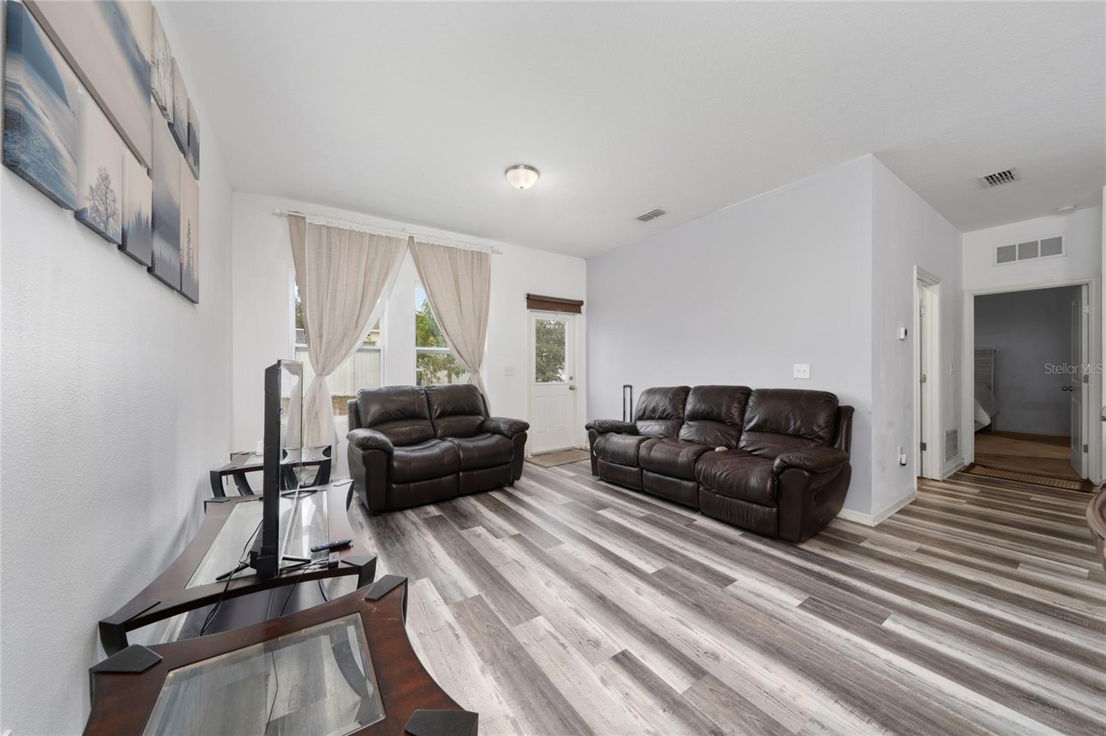 ORCHID GROVE - Residential