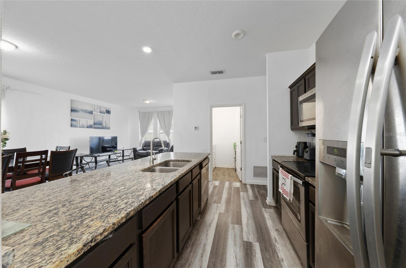 ORCHID GROVE - Residential