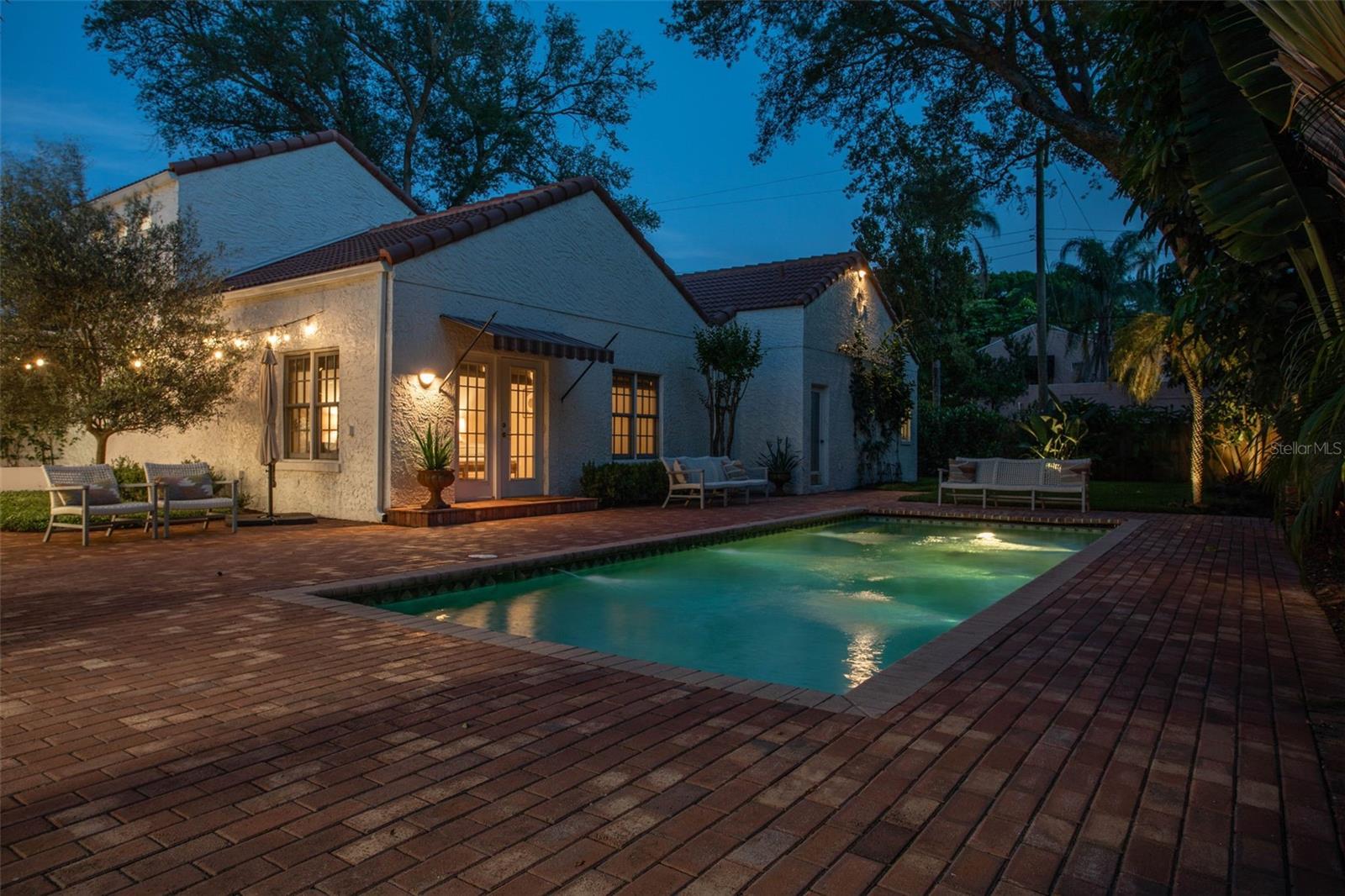 DAVIS ISLANDS - Residential