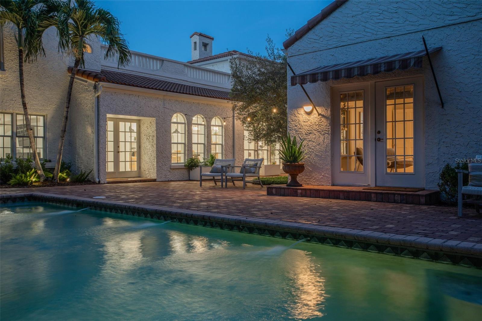 DAVIS ISLANDS - Residential