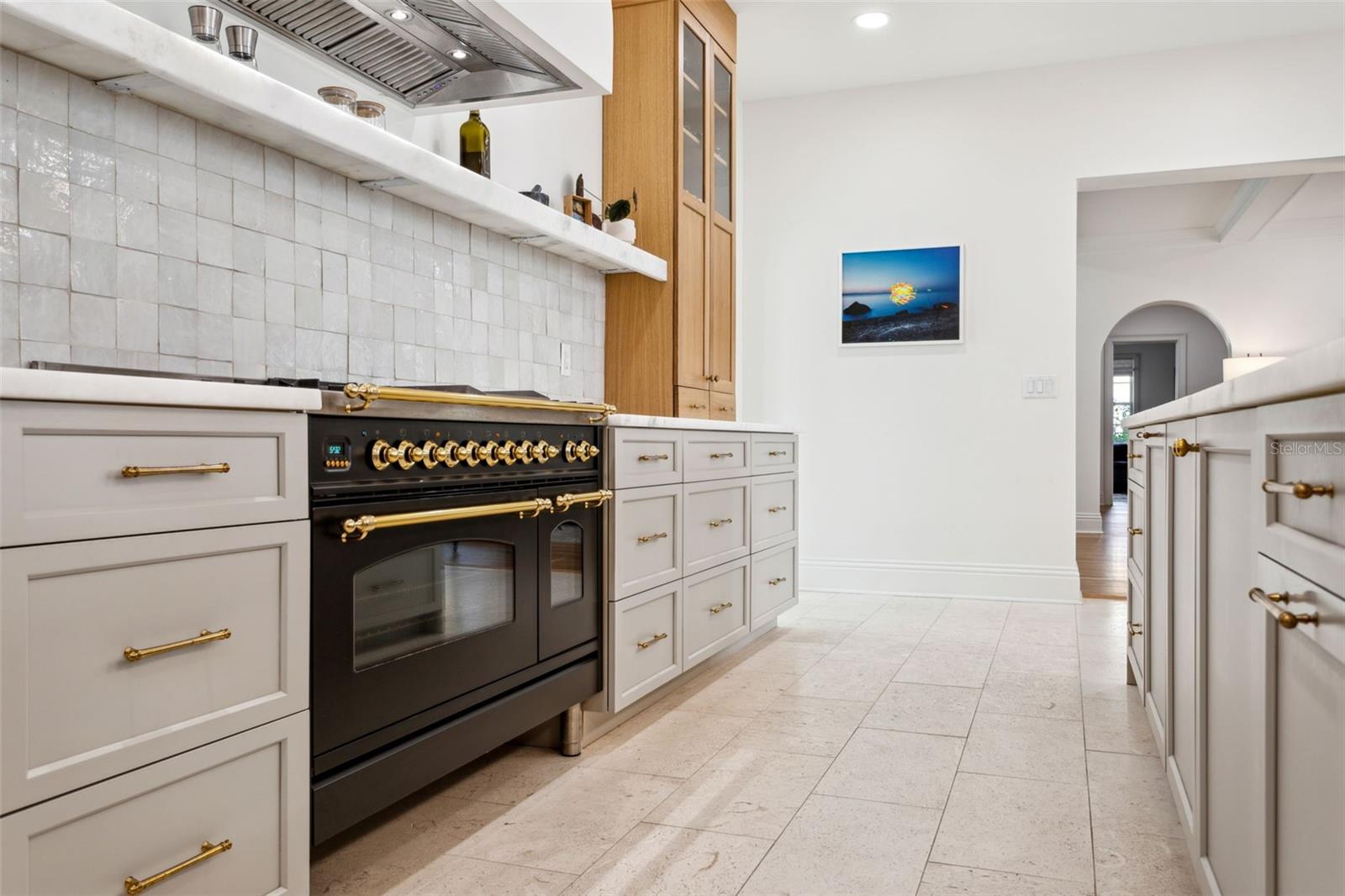 DAVIS ISLANDS - Residential