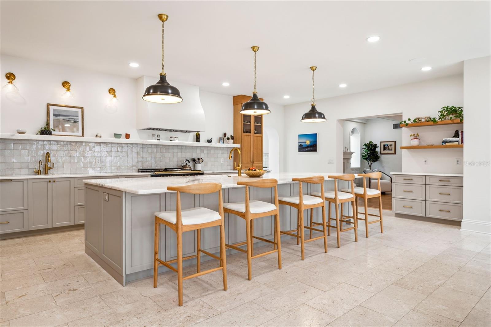 DAVIS ISLANDS - Residential