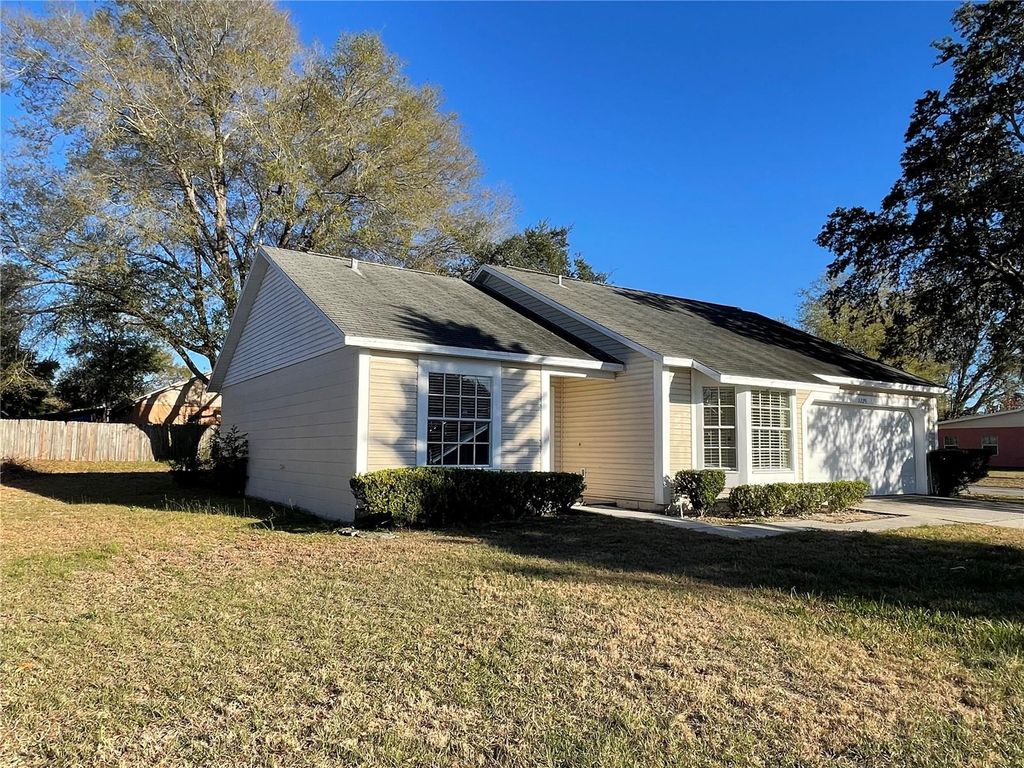 Photo of 2229 Bridgewood Trail, Orlando, FL 32818 (MLS # O6385006)